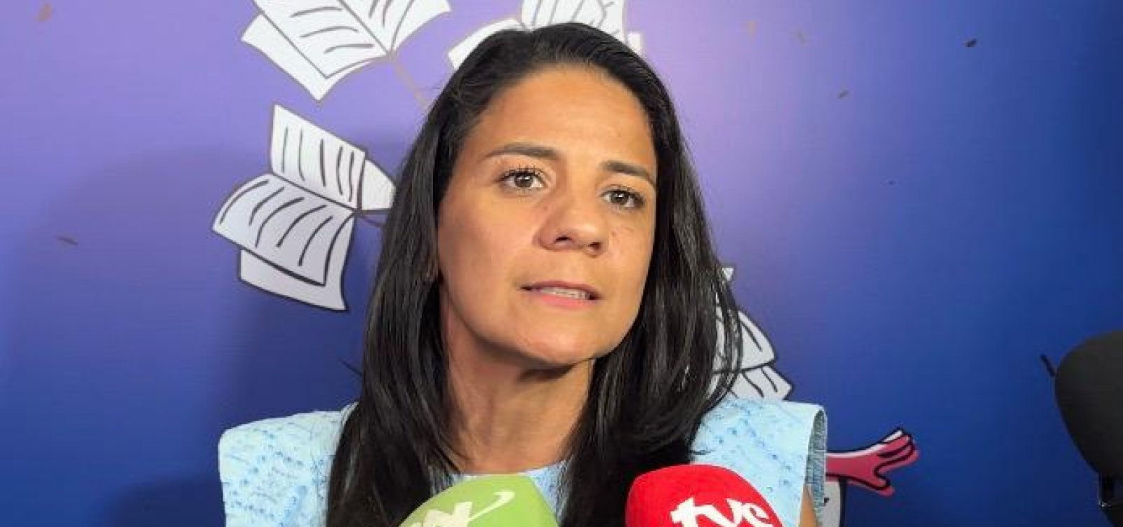 Governo da Bahia anuncia vale-livro ampliado para estudantes e professores na Bienal do Livro