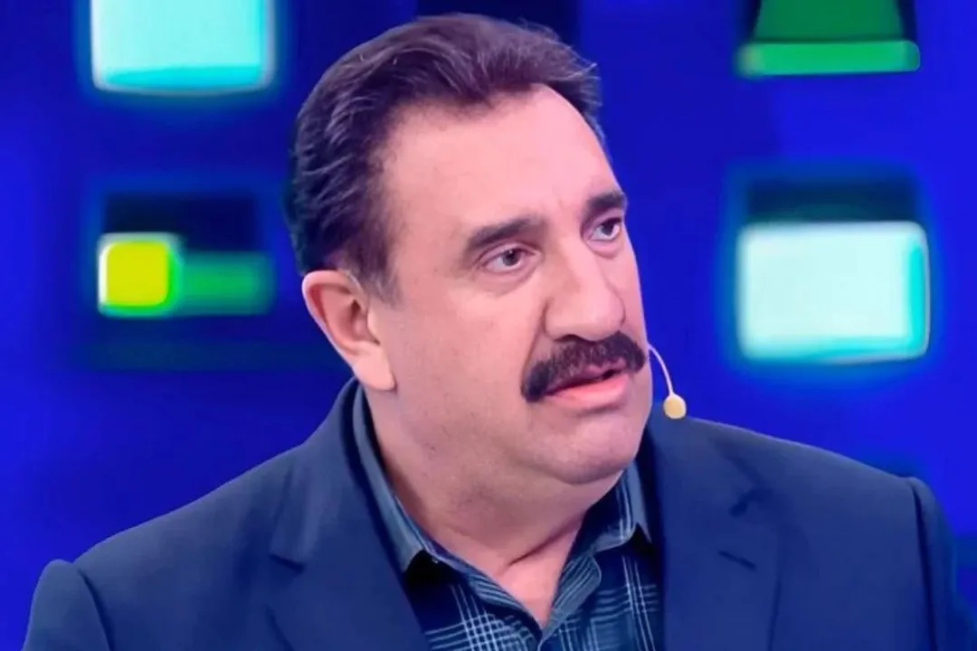 Justiça tenta localizar Ratinho após ação movida por Chico Buarque por declarações sobre Lei Rouanet