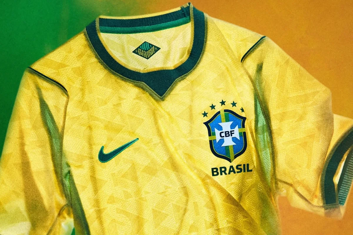 Nova camisa da Seleção Brasileira para a Copa de 2026 já está à venda e aposta em tradição