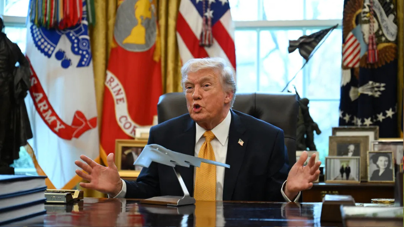 Trump anuncia pausa de cinco dias nas tensões com o Irã e fala em “conversas produtivas”