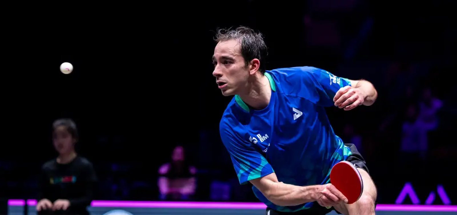 Calderano avança à semifinal da Copa do Mundo e garante medalha inédita para o Brasil