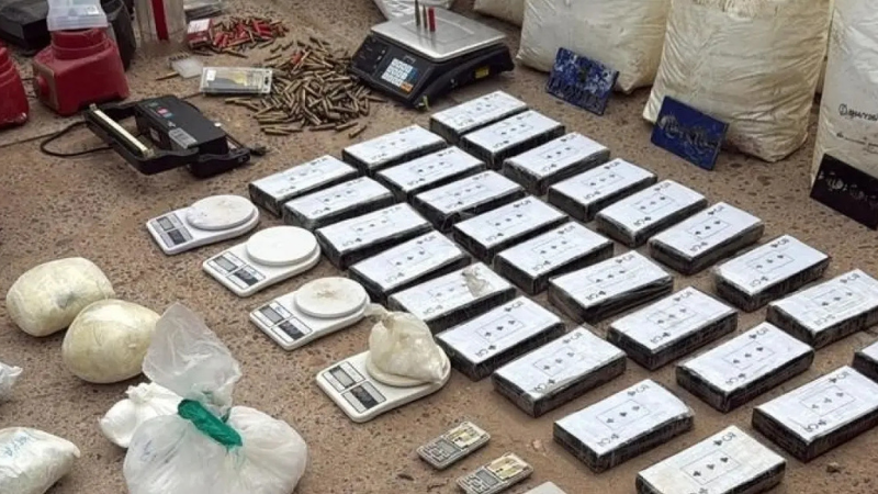 PM desarticula laboratório clandestino e apreende mais de 1 tonelada de cocaína em Juazeiro