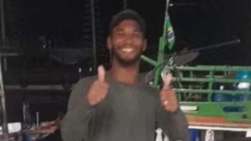 Corpo de pescador desaparecido após cair no mar é encontrado em Porto Seguro