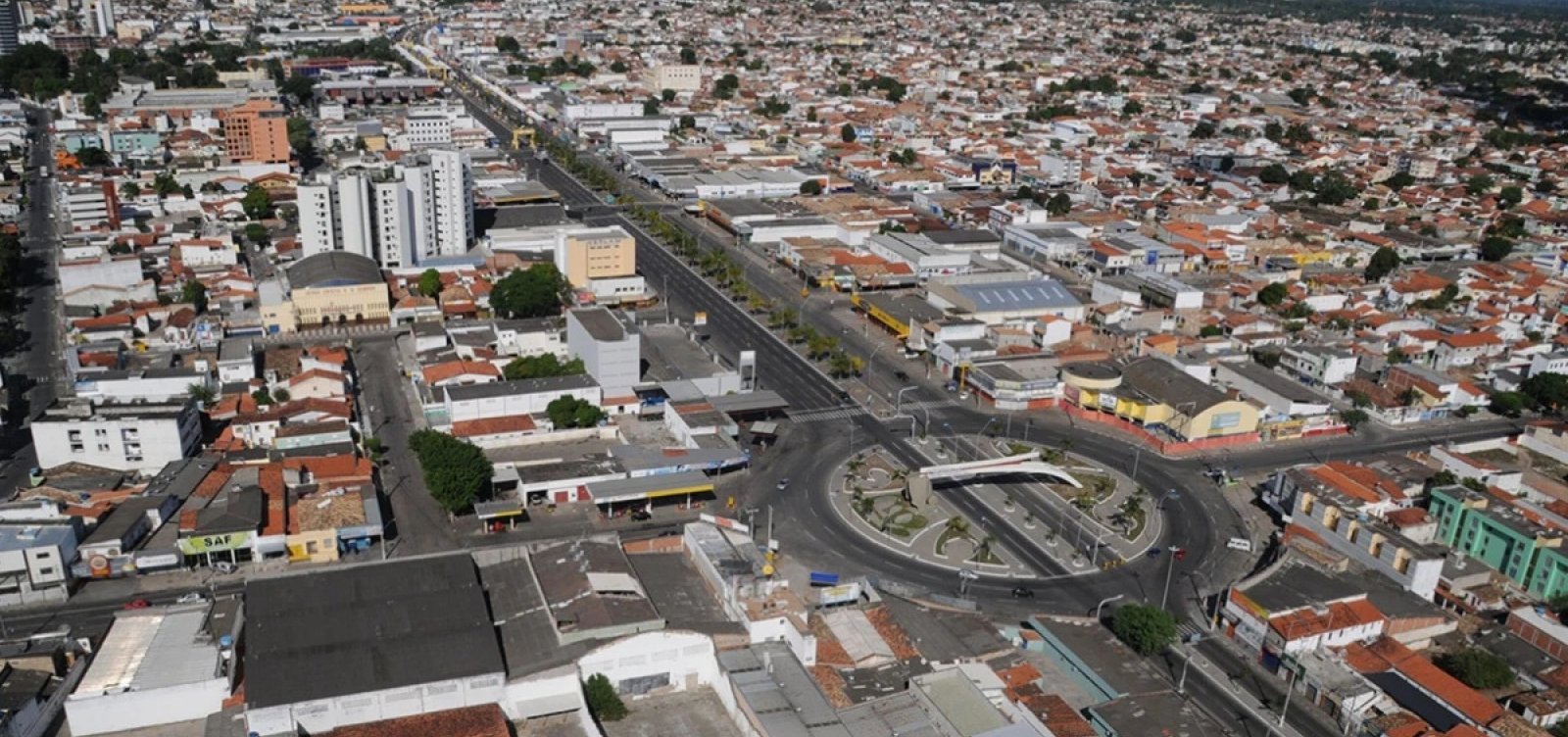Apagão deixa Feira de Santana e cidades da região sem energia na manhã desta quinta-feira