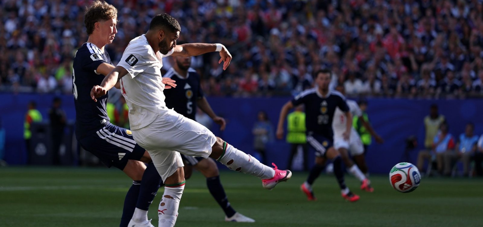 Marrocos vence a Escócia com gol no início e assume liderança do grupo do Brasil na Copa