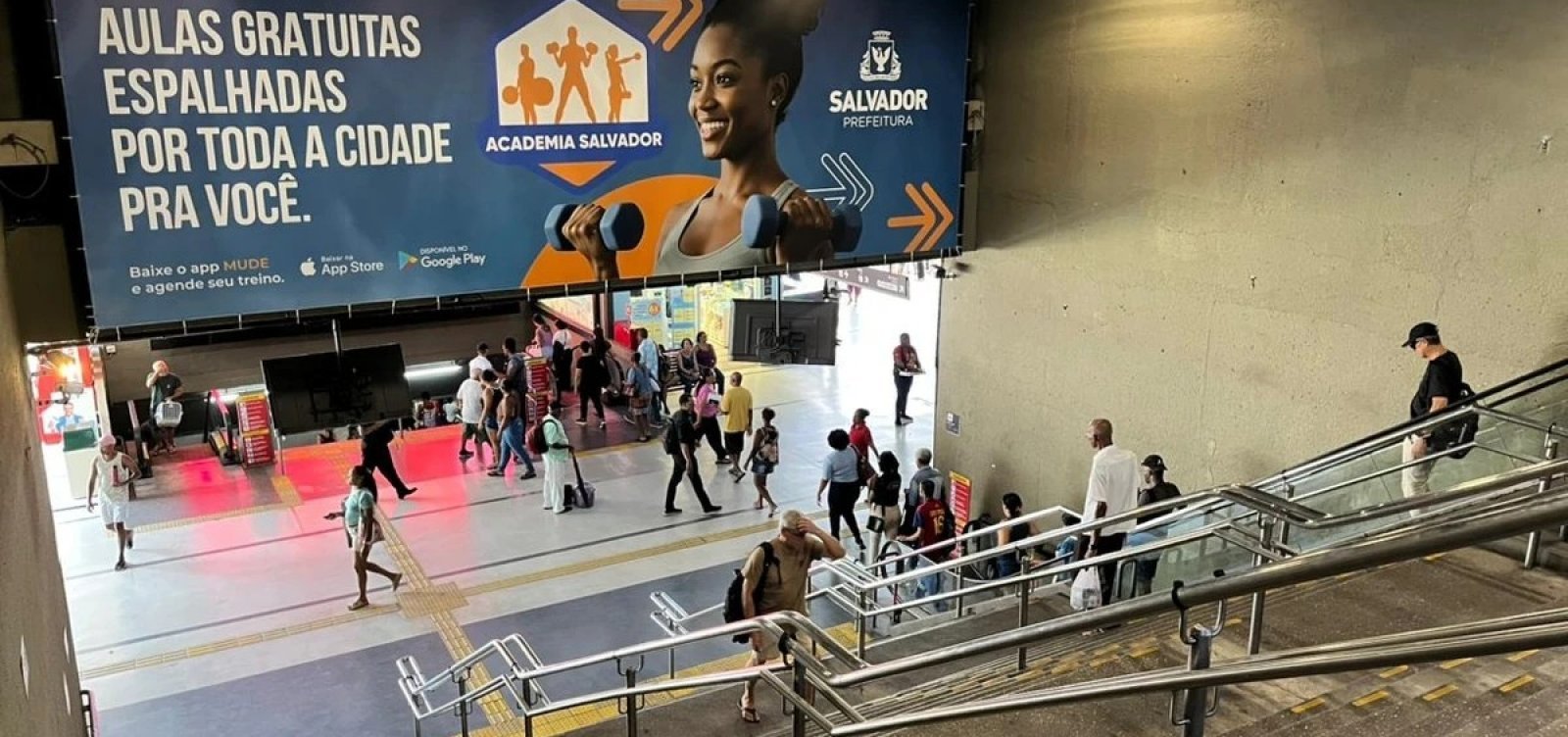 Linhas de ônibus retomam operação no subsolo da Estação da Lapa nesta terça-feira (30)