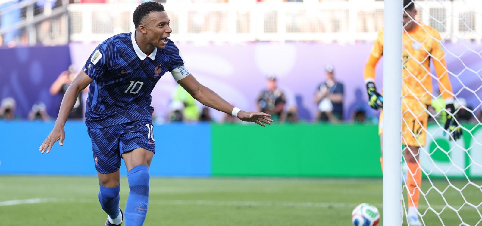 Mbappé decide em cobrança de pênalti, França elimina o Paraguai e avança às quartas da Copa