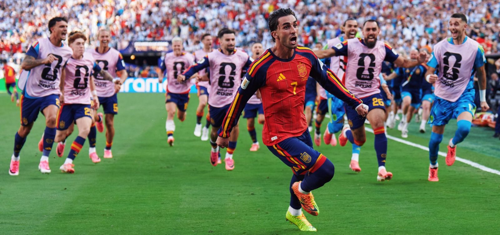 Espanha vence Argentina na prorrogação, conquista o bicampeonato mundial e marca despedida de Messi em finais