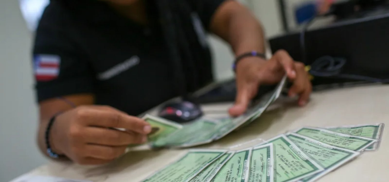 Bahia tem quase 220 mil documentos esquecidos em postos do SAC; saiba como retirar