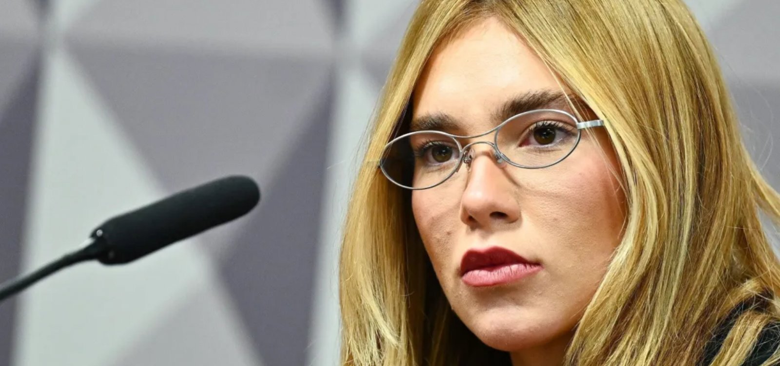 Justiça determina novas regras para publicidade de apostas feita por Virginia Fonseca