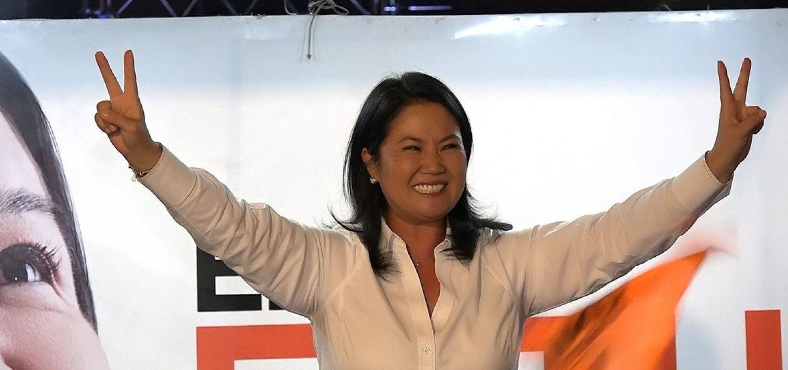 Keiko Fujimori toma posse como presidente do Peru e marca retorno do fujimorismo ao poder