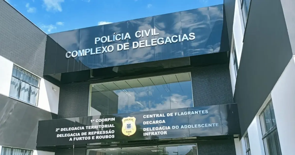 Operação prende foragida da Justiça investigada por estelionato em Feira de Santana