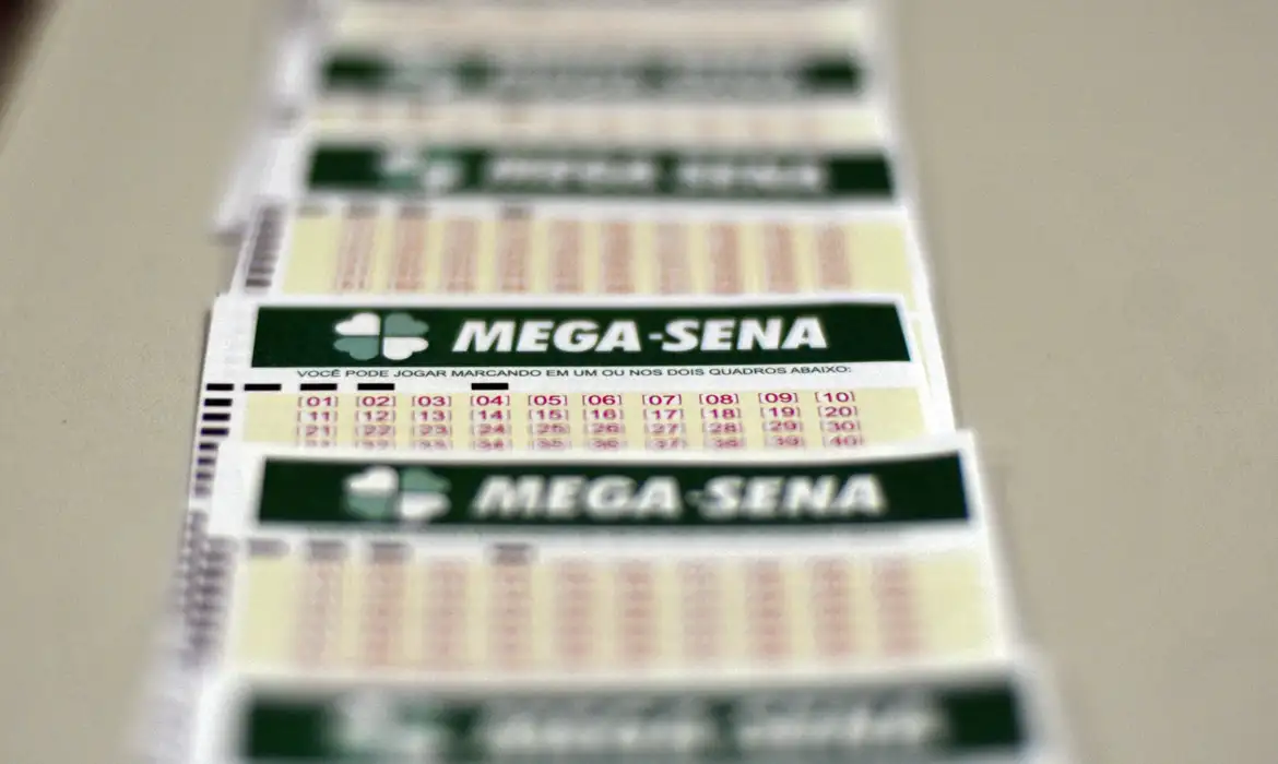 Mega-Sena acumula e próximo prêmio pode chegar a R$ 27 milhões