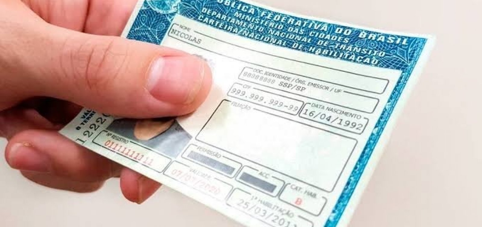 Exame toxicológico passa a ser obrigatório para primeira CNH nas categorias A e B na Bahia