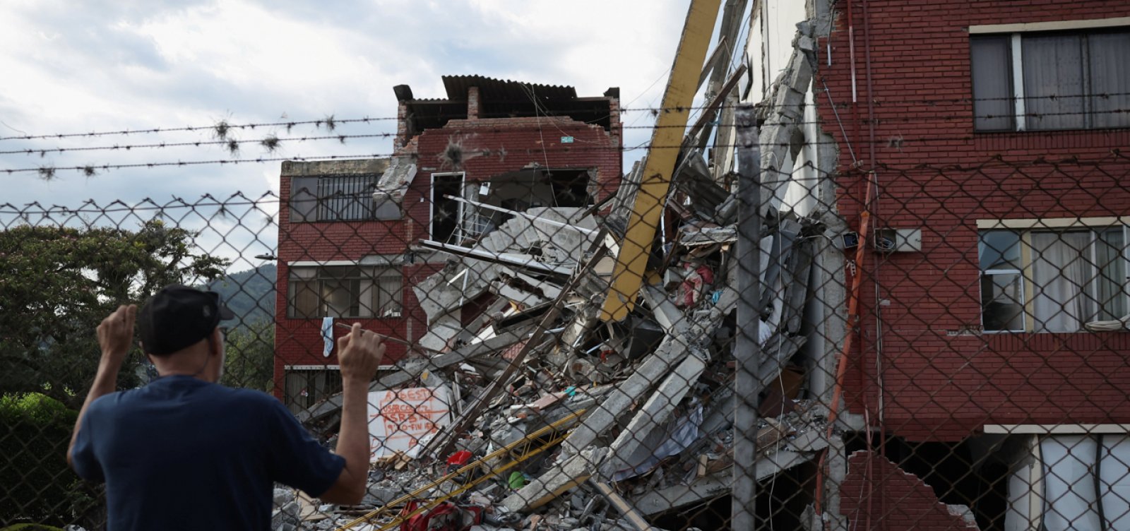 Terremoto na Colômbia deixa 281 mortos e 379 desaparecidos no 5º dia de buscas