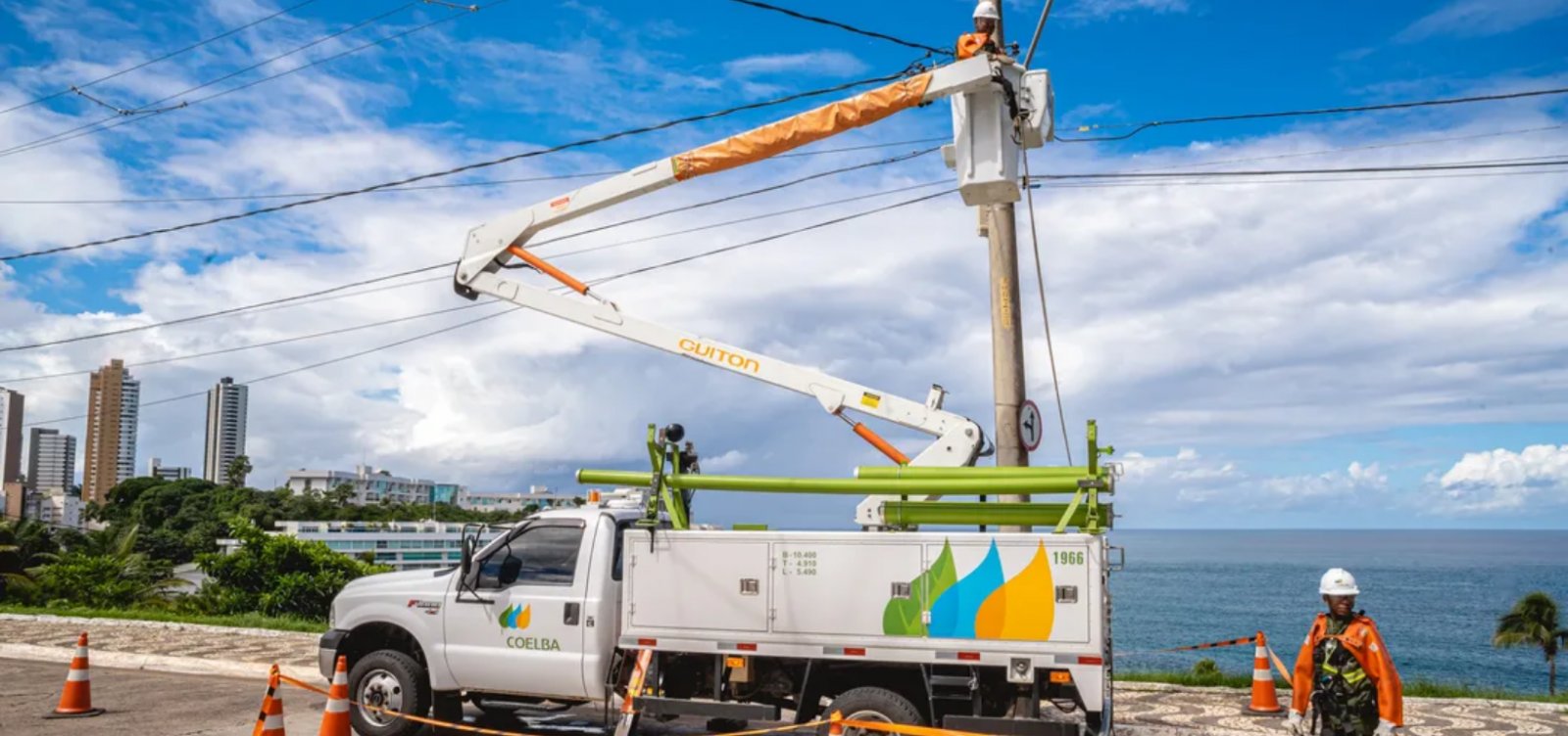 Oito bairros de Salvador têm suspensão programada de energia nesta segunda-feira (31)