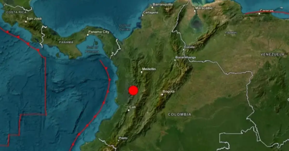 Terremoto de magnitude 7,4 é registrado na Colômbia e causa danos em edifícios