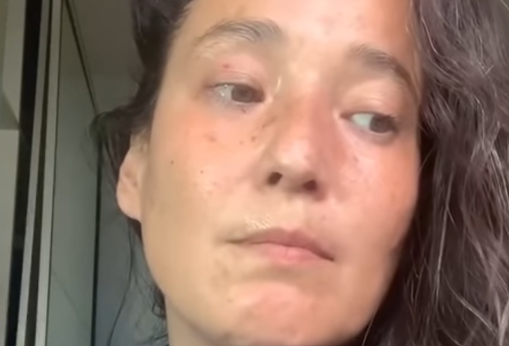 Ex-apresentadora infantil Renata Sayuri preocupa fãs após aparecer em vídeos nas ruas