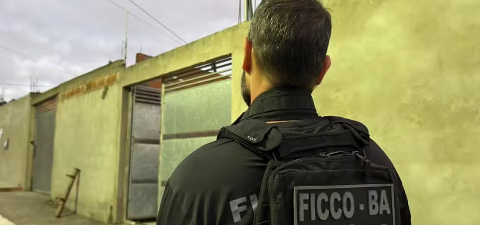 Operação contra grupo suspeito de tráfico e homicídios prende 21 pessoas na Bahia