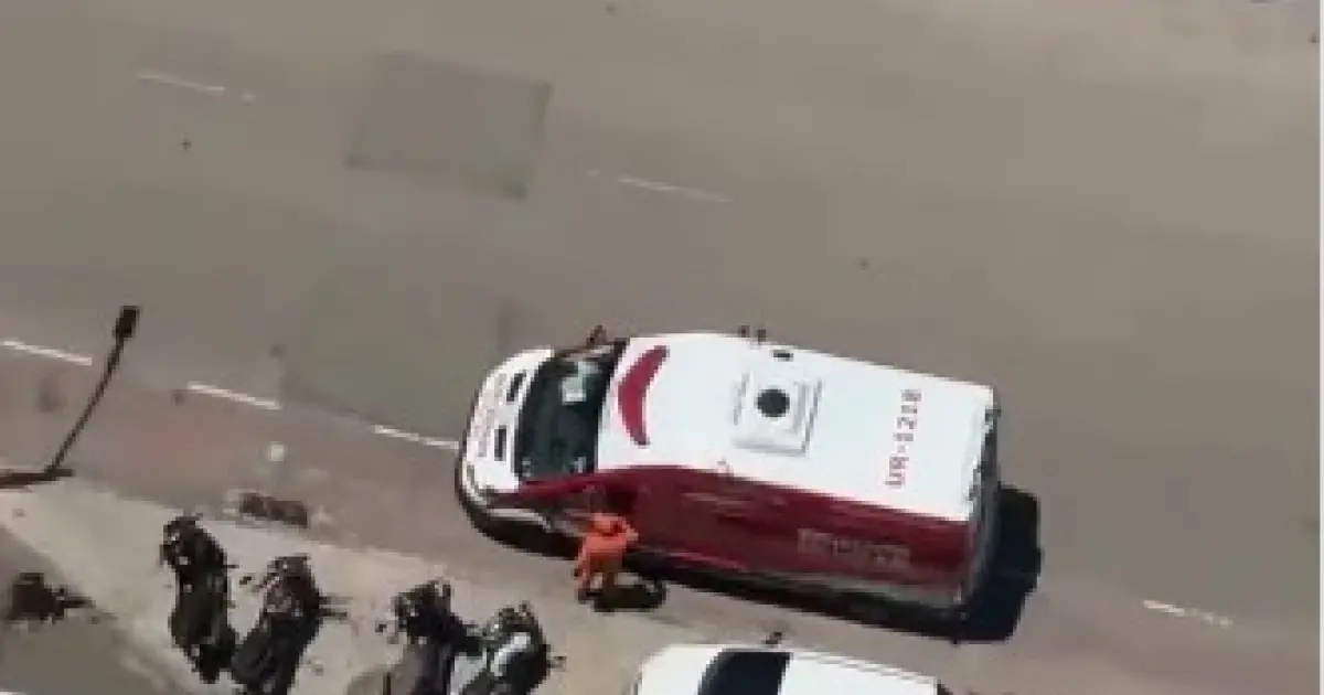 Mulher fica ferida após elevador despencar em condomínio no Caminho das Árvores, em Salvador